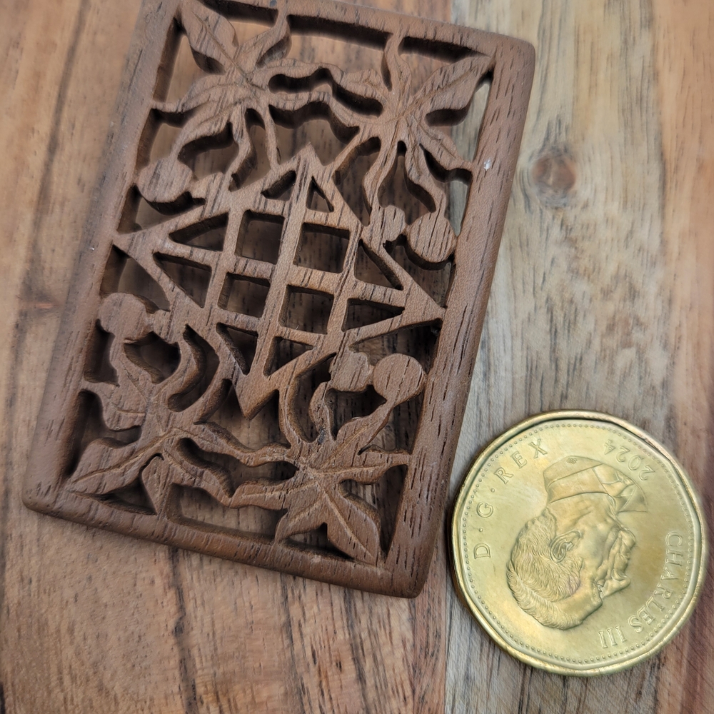 Vintage Carved Wood Brooch Pierced Jali Openwork Floral Ethnic Folk Art - Picture 3 of 4